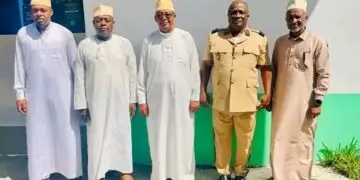 Le ministre de la Jeunesse et des Sports échange avec le comité exécutif de la FFC