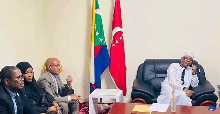 Le Gouverneur Dr Zaidou Youssouf reçoit le Ministre des Finances