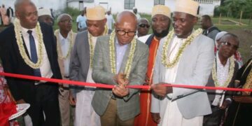 Inauguration du centre SOWO LA HAZI à Bambao