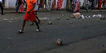 Mirontsy : les tensions se poursuivent entre les jeunes et les forces de l&rsquo;ordre